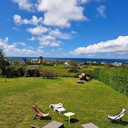 With Sea Views, Casa de Férias
